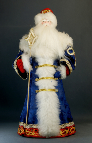 Кукла сувенирная фарфоровая.  Дед Мороз в боярской шубе. Сказочный персонаж.