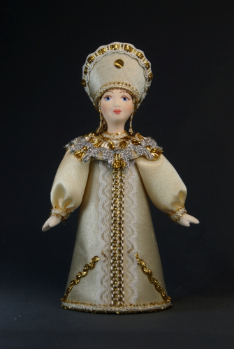 Кукла сувенирная фарфоровая. Праздничный русский костюм.