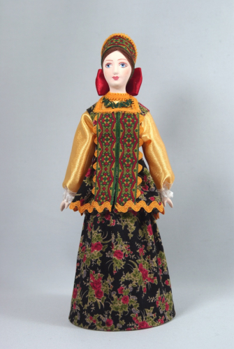Кукла сувенирная фарфоровая. Русский девичий праздничный костюм.