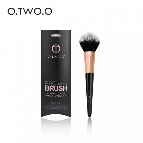Кисть для макияжа O.TWO.O Blush Brush (арт. B113-03) (КОПИИ)
