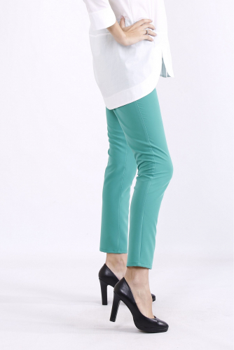 b067-4 | Зеленые брюки