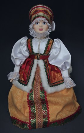 Кукла сувенирная фарфоровая. Русский традиционный костюм. Кукла на чайник. Большая.