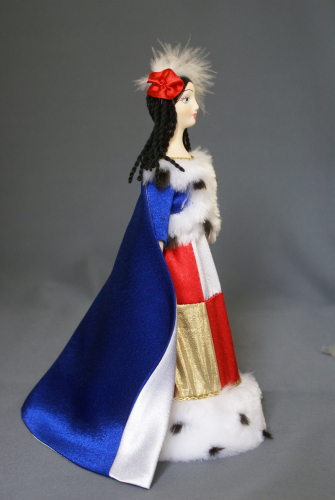 Кукла сувенирная фарфоровая. Дама в маскарадном платье.1840-е г.