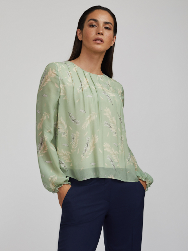 Блуза с растительным принтом