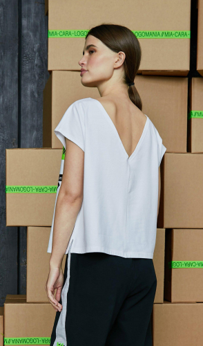 Комплект футболка(фуфайка), брюки жен Mia Cara AW20WJ328 Logomania белый/черный