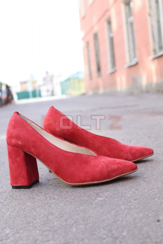 Женские красные туфли Monika