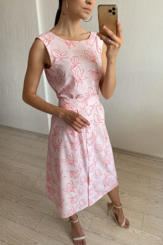 s1816 Платье с вырезом розовое