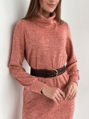 s3308 Платье-свитер с объёмными рукавами в тёплом розовом цвете