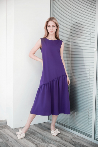 s4016 Платье с асимметричным воланом фиолетовое