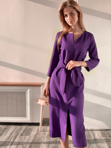 s3691 Прямое платье с фигурным поясом фиолетовое