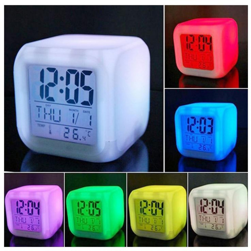 Часы-будильник «Светящийся куб»