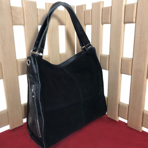 См. описание. Вместительная сумка Inter_Suare формата А4 из натуральной замши и натуральной кожи черного цвета.