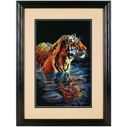 Набор для вышивания DIMENSIONS 35222 Купающийся тигр 22 x 35 см