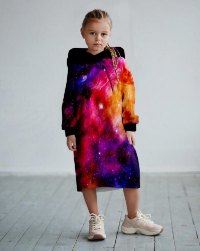 Платье с капюшоном Яркий космос