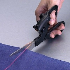 Ножницы с лазером Laser Guided Scissors