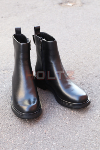 Женские черные ботинки DLS9587-61A-1J
