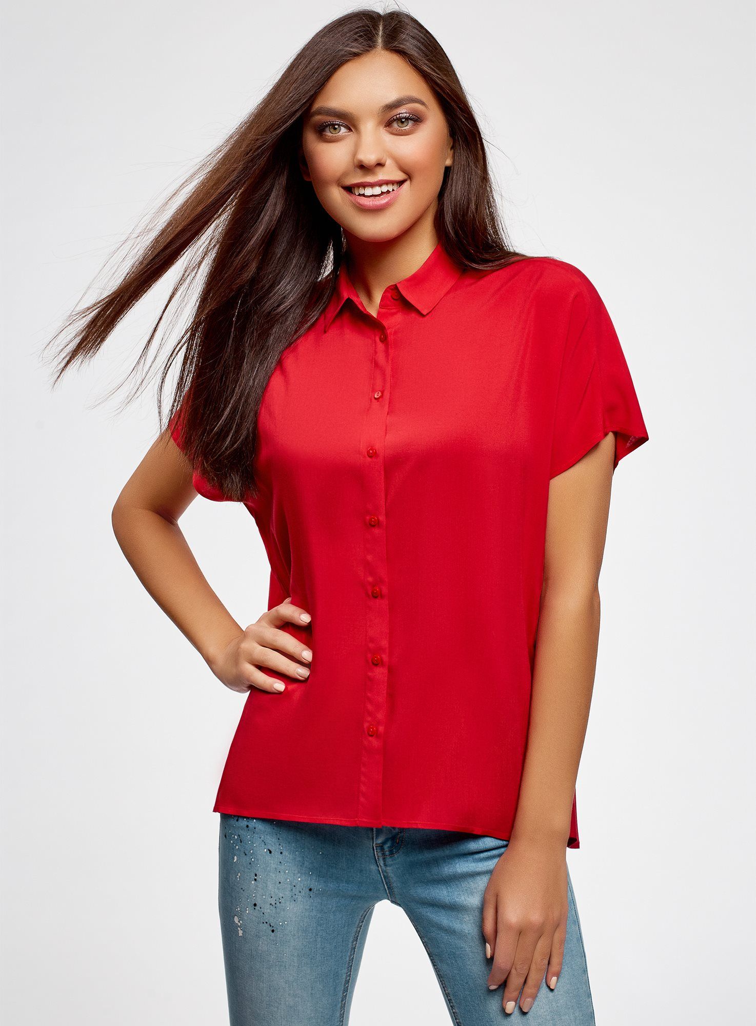 Красные блузки женская. Красная блуза. Блузка женская. Блузка свободного кроя. Блузка с отложным воротником.