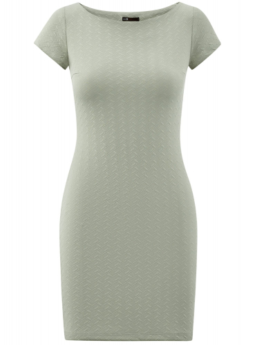 Платье из фактурной ткани с вырезом-лодочкой