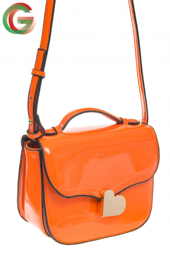 Оранжевая лаковая сумка с замком-сердечко 6239