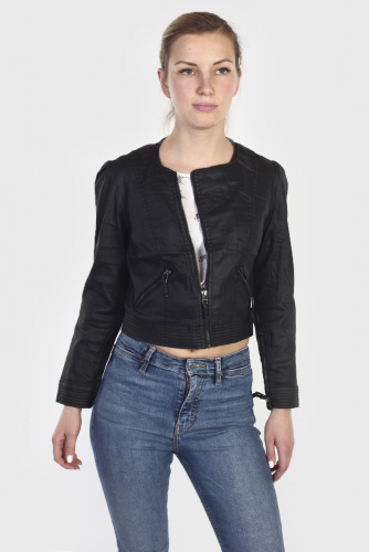 Женская куртка косуха – cамый дерзкий элемент стиля №1