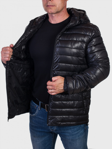 Черная демисезонная мужская куртка с капюшоном Blue Ocean - горизонтальная простежка, удобные врезные карманы №204