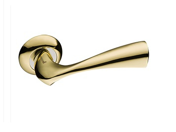 Дверная ручка на круглой розетке Ø53 мм, золото