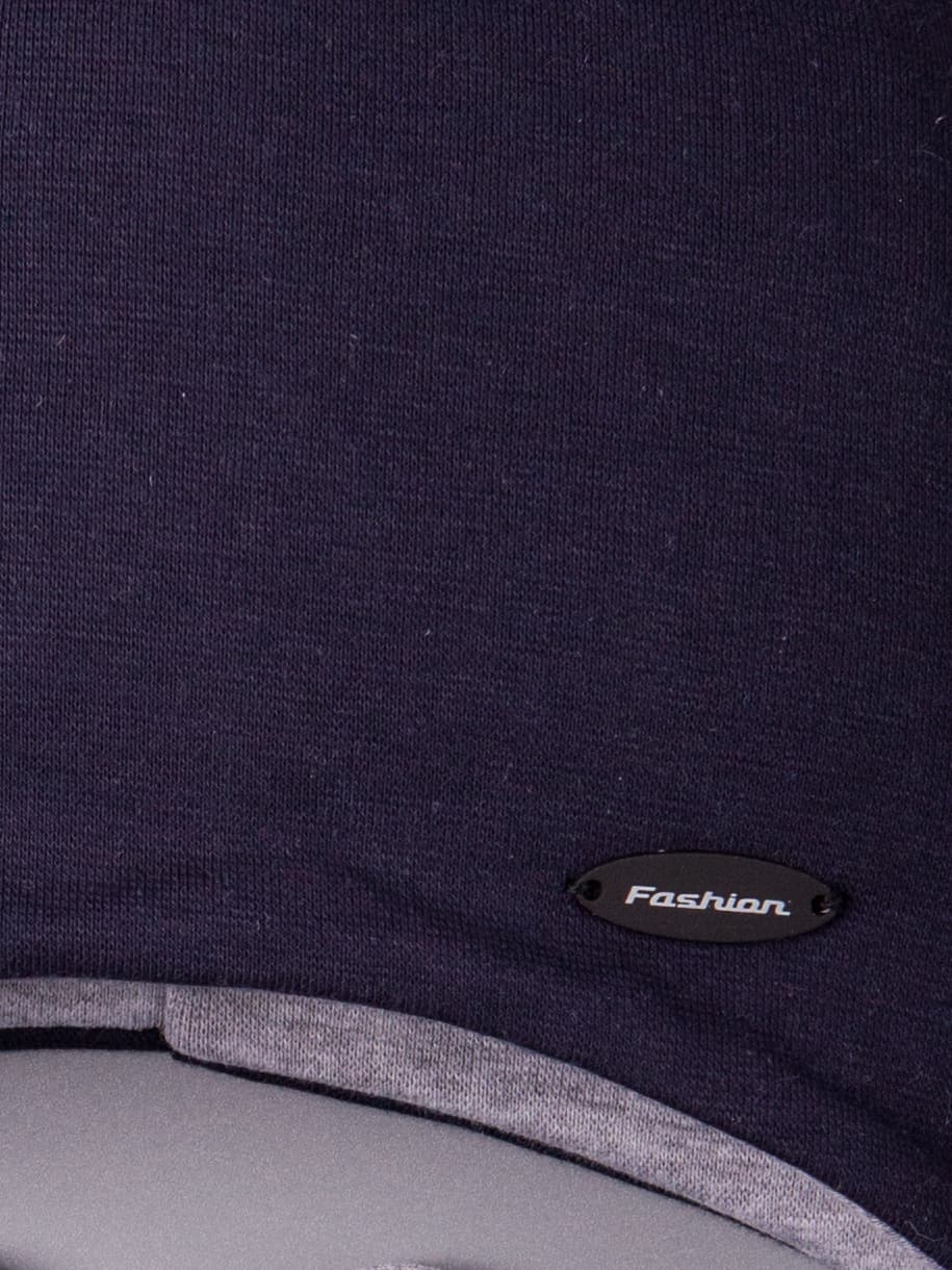 Шапка трикотажная для мальчика на завязках, нашивка fashion, темно-синий