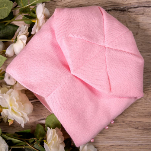 Шапка-конверт, цветочки из страз и бусин, розовая