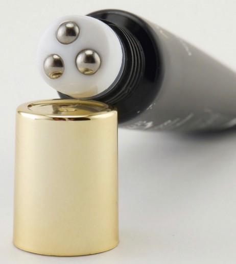 Сыворотка-роллер с муцином черной улитки для век FARMSTAY Black Snail Premium Rolling Eye Serum