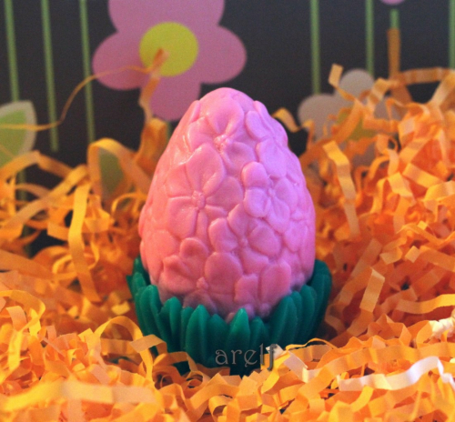 Яйцо цветочное с полянкой - 110 руб.
