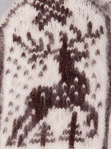 Варежки вязаные женские пуховые, коричневый олень, молочный (козий пух)