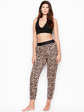 Victoria’s Secret Stretch Fleece Jogger