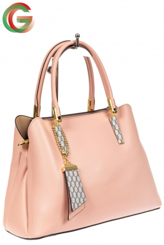 Женская сумка-трапеция из кожзама с подвеской, цвет розовый