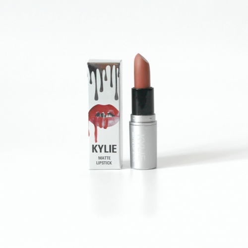 Губная матовая помада Kylie Matte Liquid Lipstick цвет BUTTERNUT