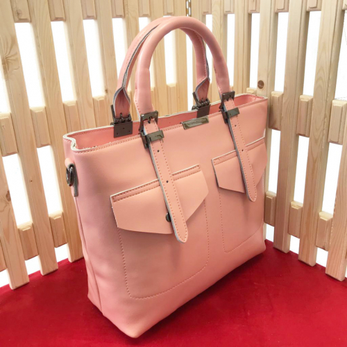 См. описание. Элегантная сумка Fontaine формата А4 из качественной натуральной кожи цвета розовой пудры.
