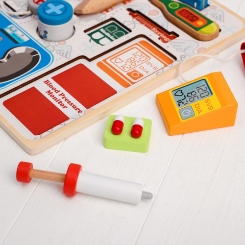 Игра детская настольная «Набор врача» 4,5×30,5×30,5 см