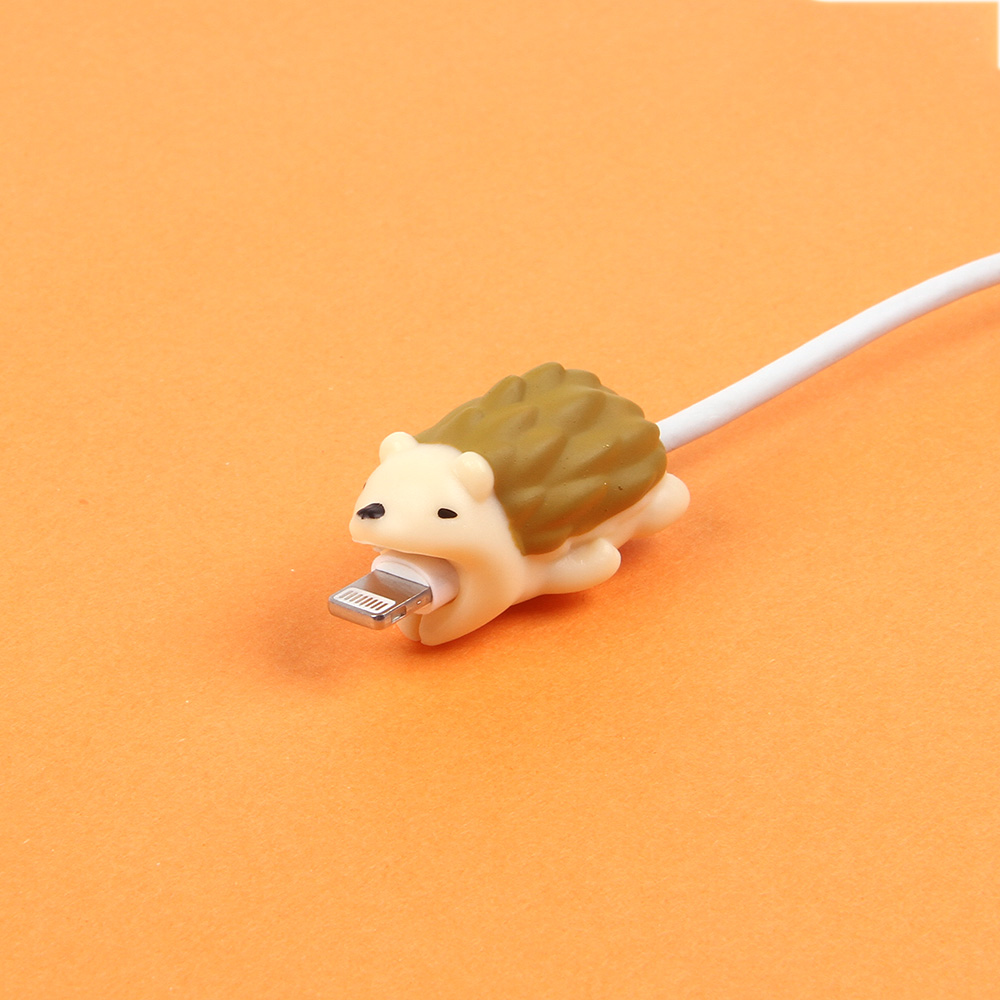 ежик на танке. ежик для проводов. ежик из железа. еж военный. прикол про ежа.