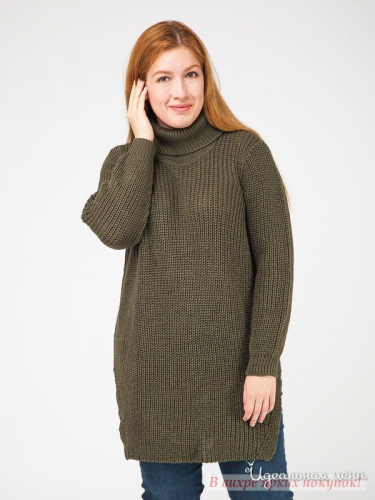 Длинный пуловер оверсайз крупной вязки с высоким воротником и длинными рукавами. Низ с высокими боковыми разрезами. Длина ок.80 см.