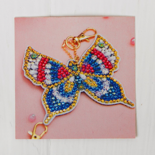 Алмазная вышивка-брелок «Прелестная бабочка», заготовка: 7,5 × 8 см