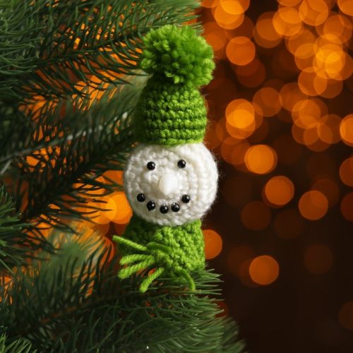 Набор для создания новогодней подвески со светом «Снеговичок в шапочке»