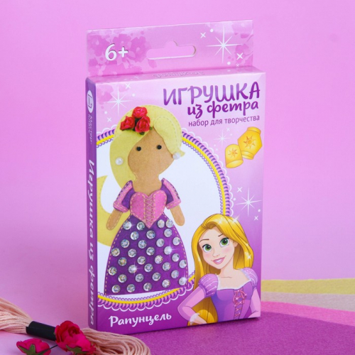 Куколка, игрушка из фетра 