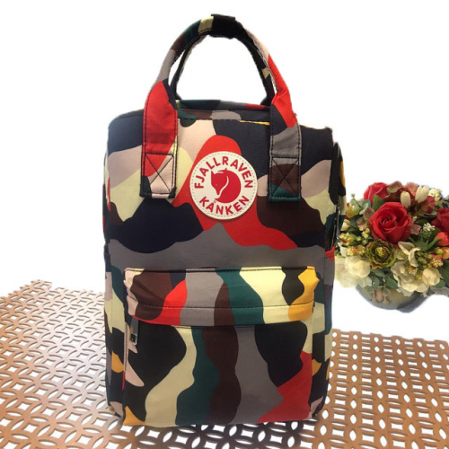 Стильный городской рюкзак Lovekan из износостойкой ткани цвета мультиколор.