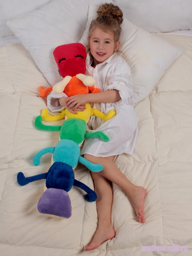 Подушка детская декоративная Bebe Liron Жужа красный, оранжевый, желтый, зеленый, голубой, синий, фиреневый,