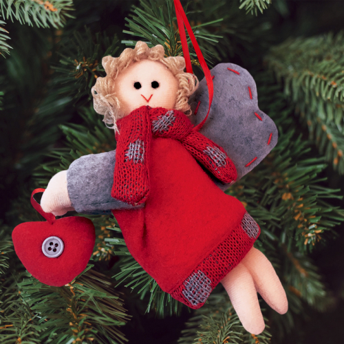 Новогодняя ёлочная игрушка, Набор для создания подвески из фетра «Ангелочек с сердцем»