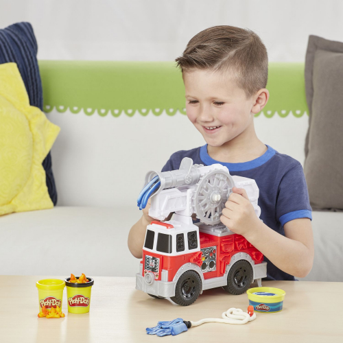 Набор для лепки из пластилина Play-Doh Пожарная Машина