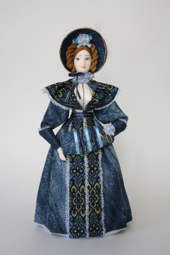 Кукла сувенирная фарфоровая. Дама с муфтой. 1830-е гг. 19 в.