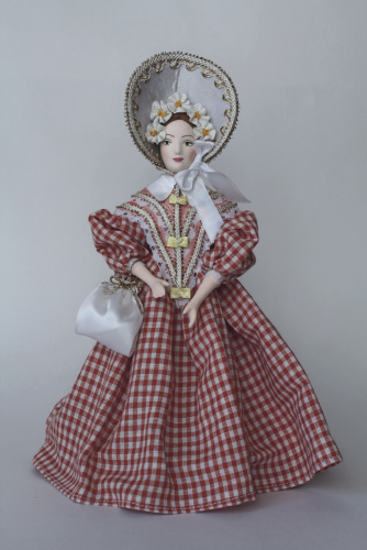 Кукла сувенирная фарфоровая. Барышня в летнем светском  платье.1840-е г. Россия