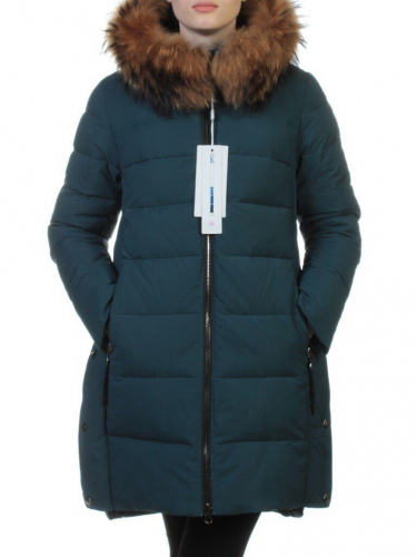 9196 Пальто зимнее женское (холлофайбер, натуральный мех енота) размер S - 42российский