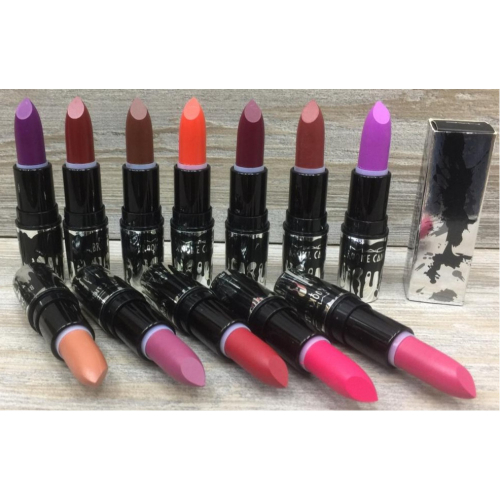 Помада матовая MAC Brooke Candy Lipstick (12шт) копия