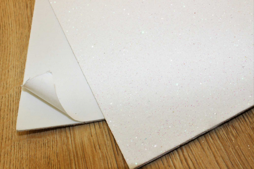 Фоамиран EVA глиттерный (белый) 2мм с клеевой основой, 20см*30см упак.10шт В наличии